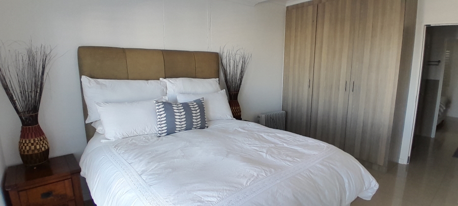 2 Bedroom Property for Sale in Big Bay Western Cape